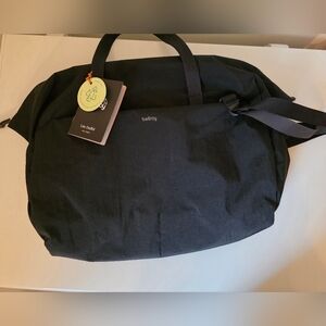 Bellroy Black Lite Duffel 30L - Gender Neutral